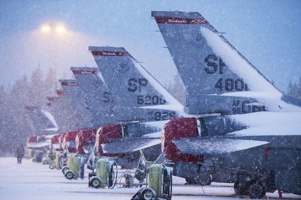 Πολεμικά «παιχνίδια» του ΝΑΤΟ στα ρωσικά σύνορα – Σε πλήρη εξέλιξη η «Trident Juncture 2018» – Επίδειξη ισχύος της Βορειοατλαντικής Συμμαχίας